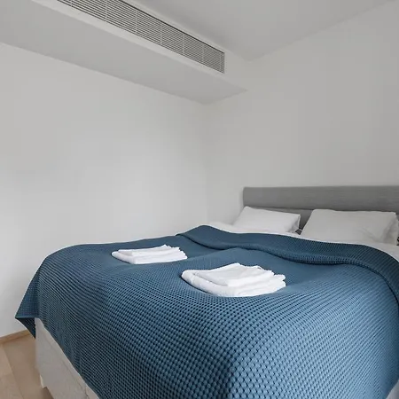 Apartment Wehost Modern Center Spot With 1br And Balcony